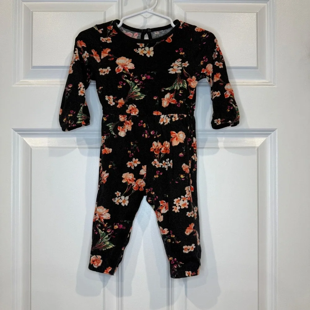 Old Navy Black Floral Long Sleeve Jumpsuit Romper Baby Girl Size 6-12 Months